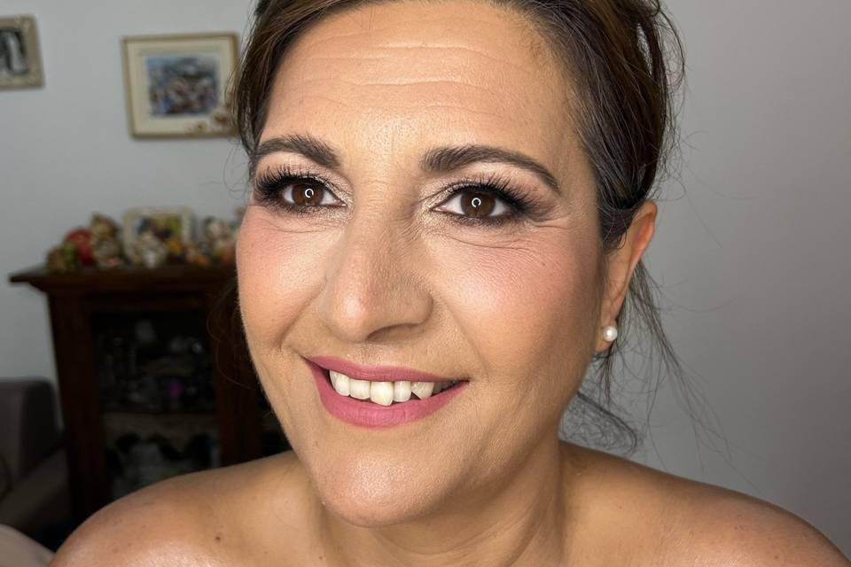 Il sorriso della suocera