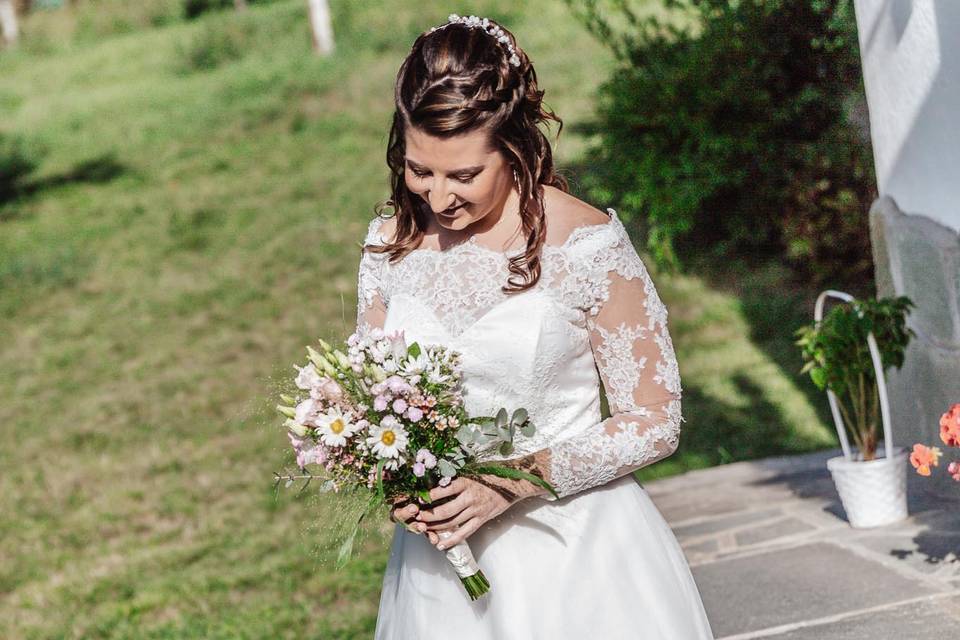 C & F