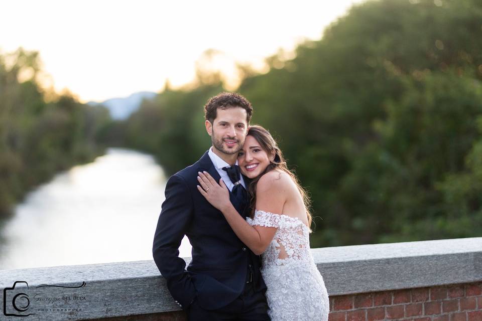 R & S