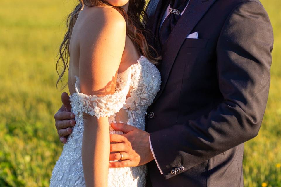R & S