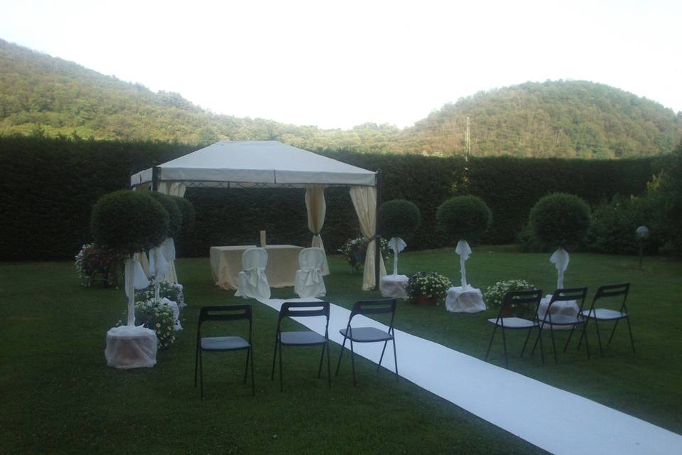 Matrimonio con buffet rustico