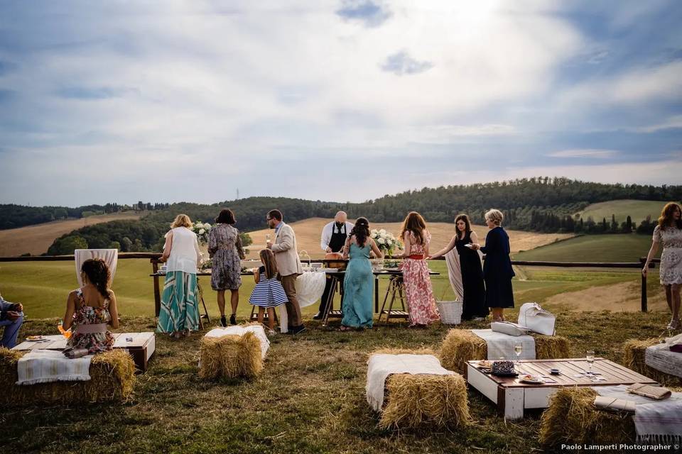 Aperitivo sul prato