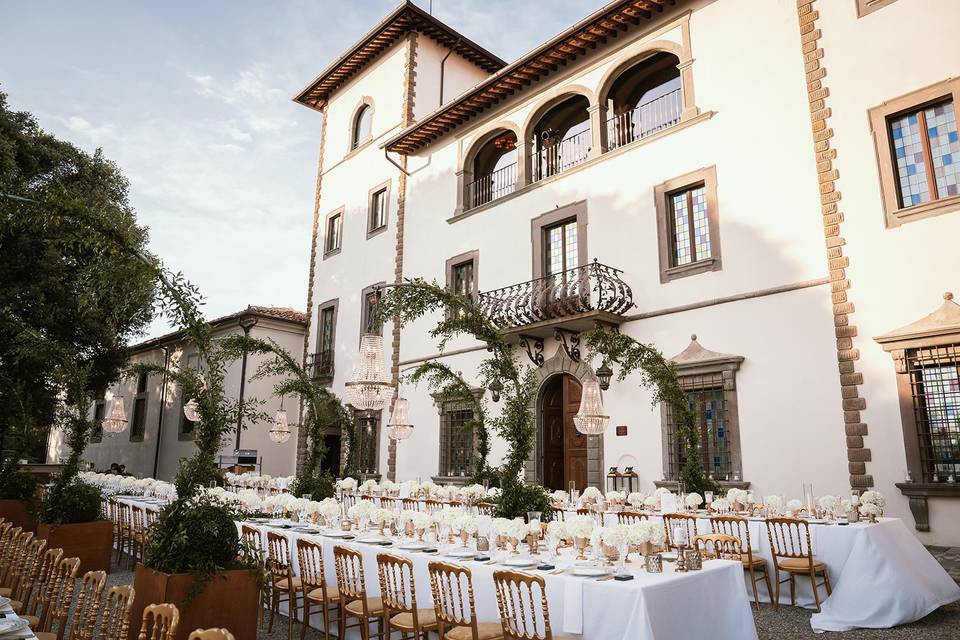 Divine Wedding in Tuscany