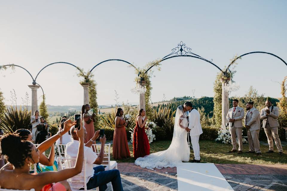 Divine Wedding in Tuscany