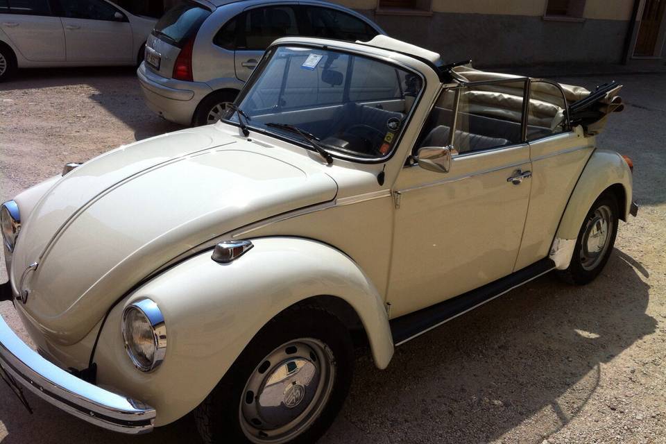 Volkswagen Maggiolino Cabrio