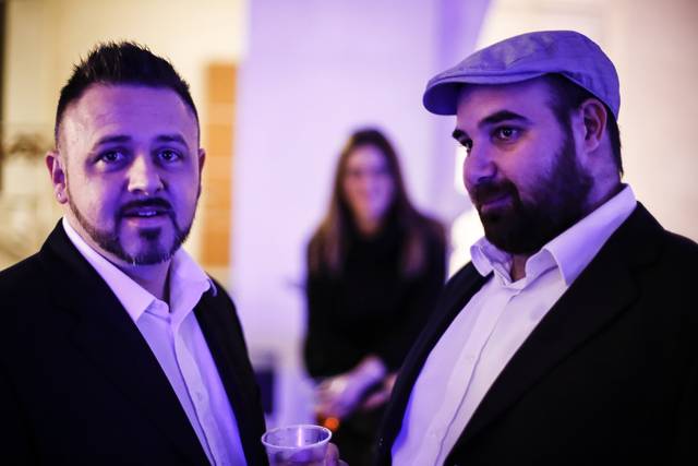 Duo con strane presenze