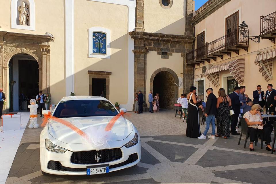 Maserati Ghibli bianca