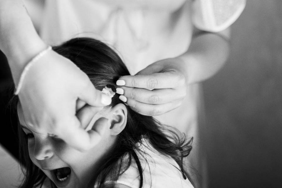 Preparazione sposa e figlia