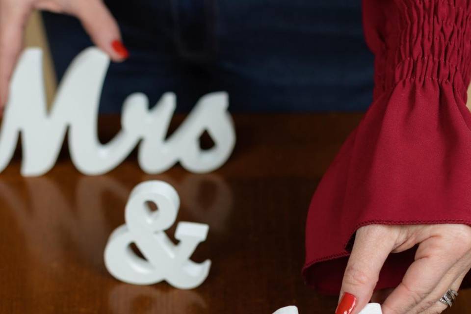 Mrs & Mr