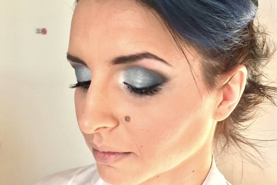 Makeup blu