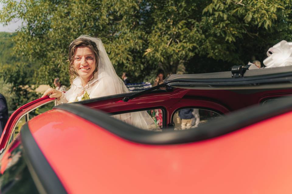 Sposa in partenza da casa