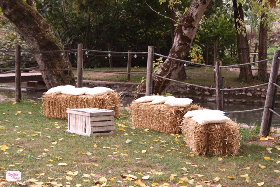Allestimento sedute country