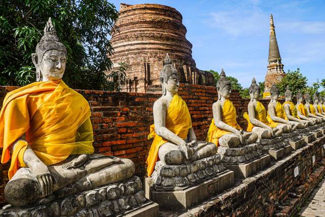 Sculture di monaci, Ayutthaya