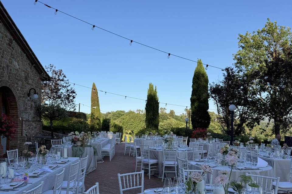 Apparecchiatura patio