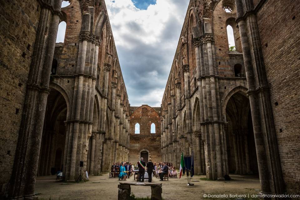 Cerimonia a San Galgano