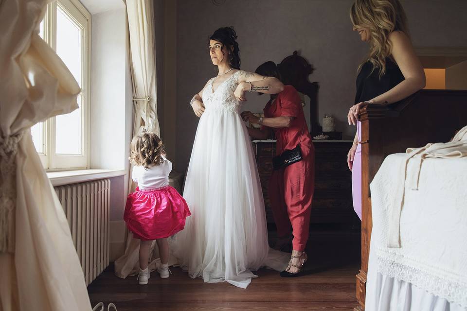 Vestizione della sposa