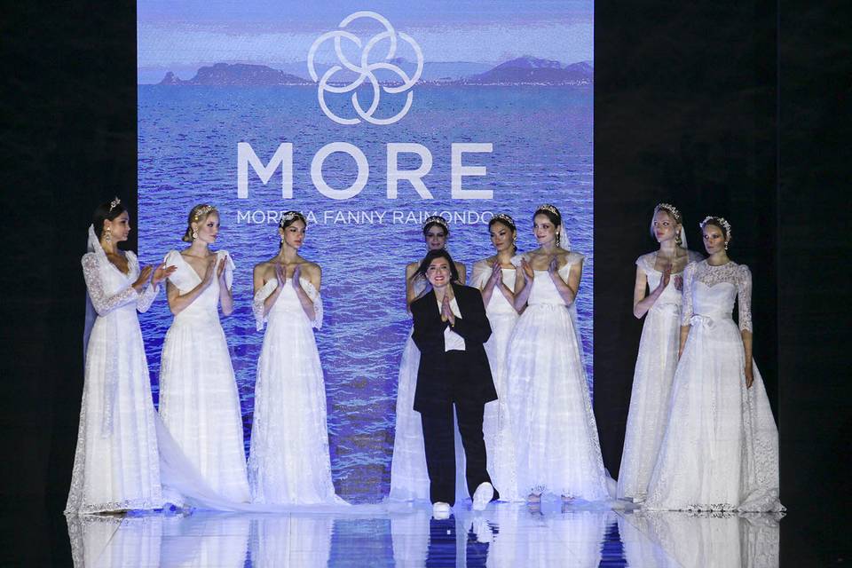 Abiti da sposa more 2024