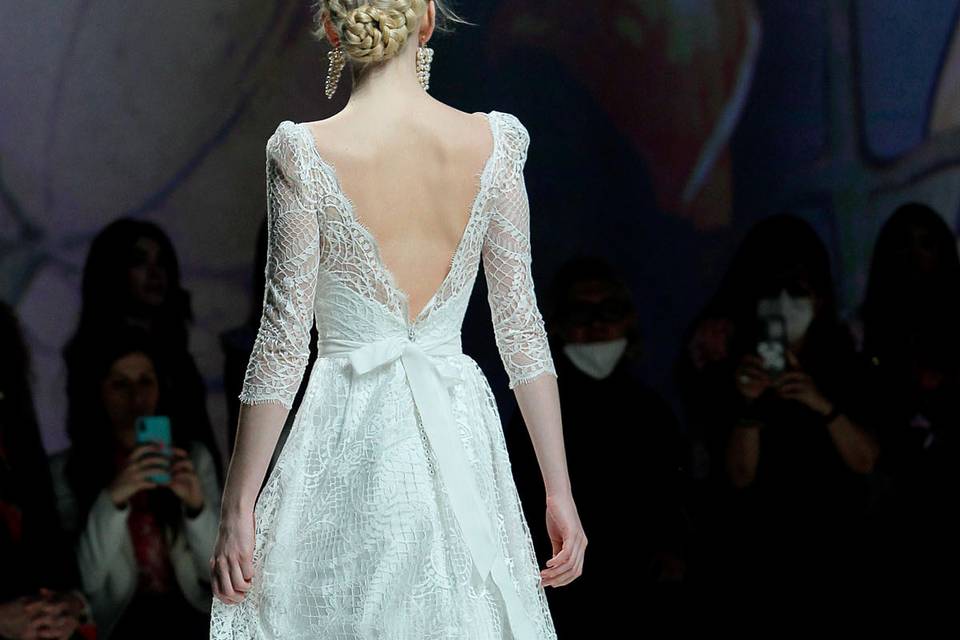 More abiti da sposa alla bbfw