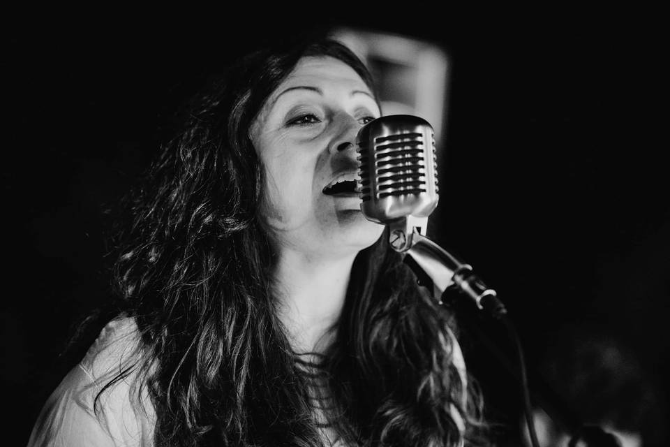 Valeria: Voce