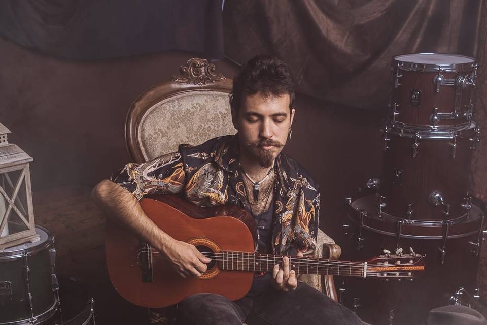 Alessandro - Guitar