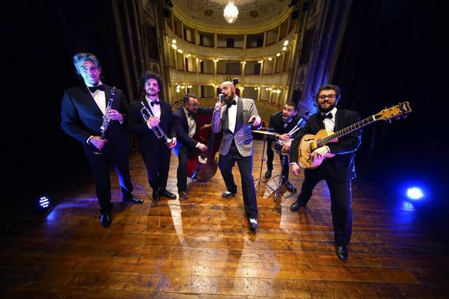 Papillon Vintage Swing Band