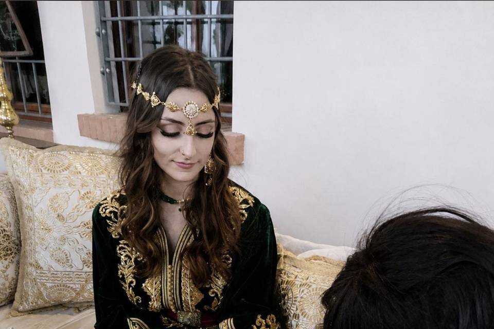 Arabian make-up