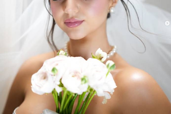 Bridal make-up