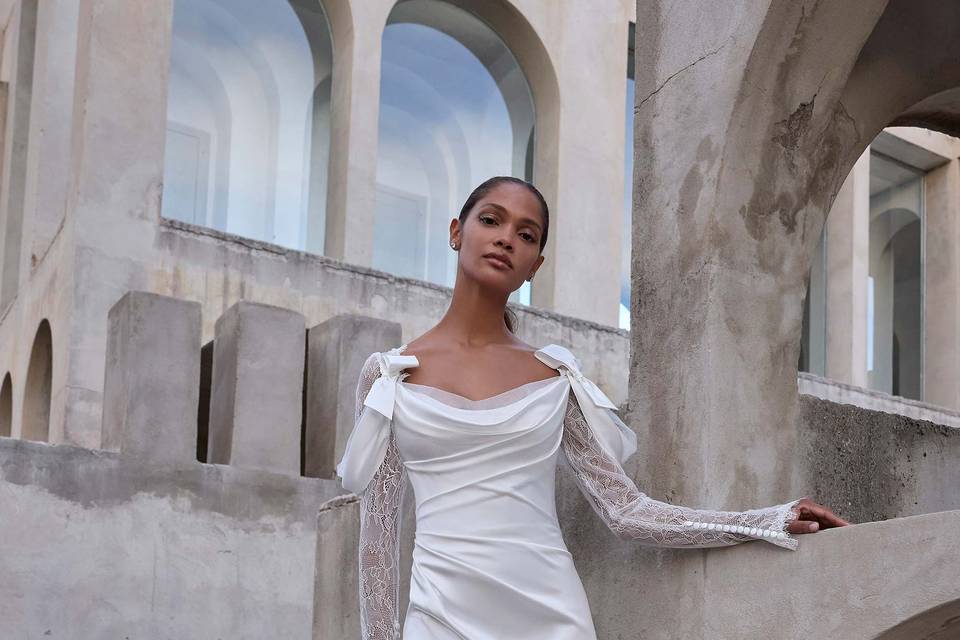Abito da sposa con spacco