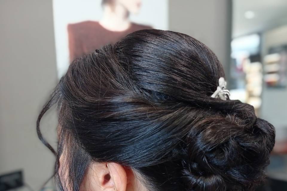 Chignon morbido rialzato