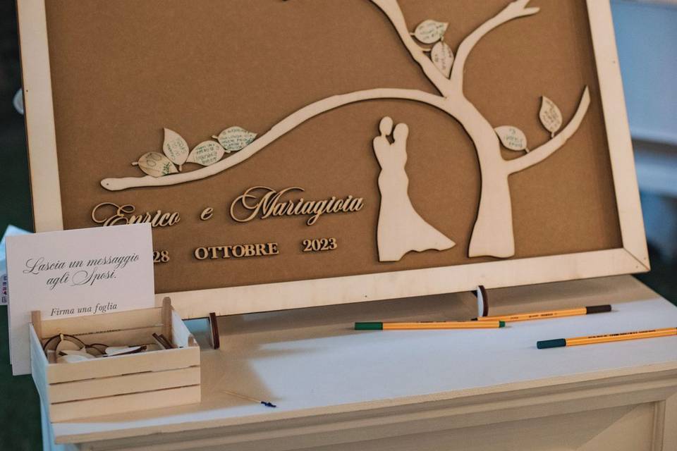 Guestbook legno