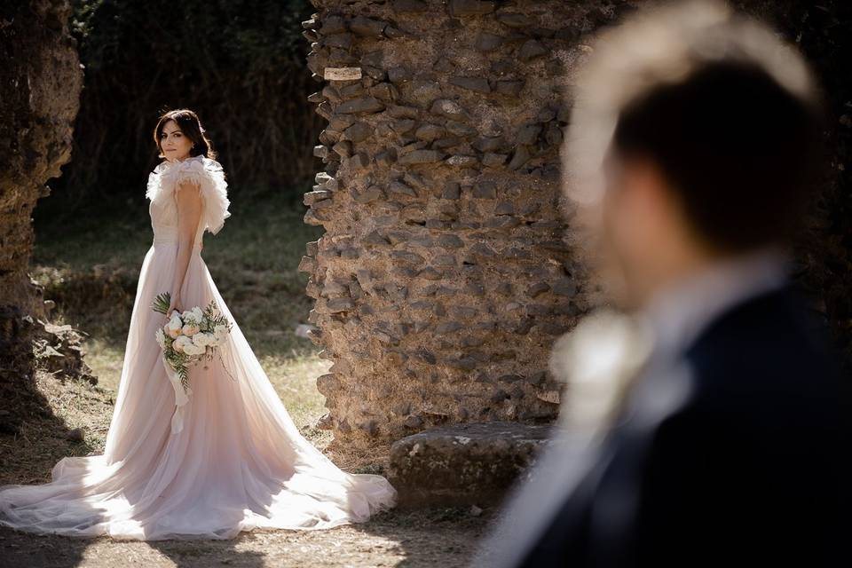 Sposa con luce calda