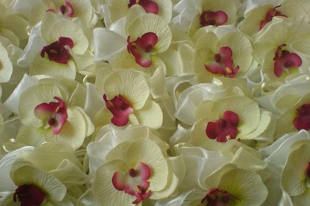 Sacchetto in raso con orchidea
