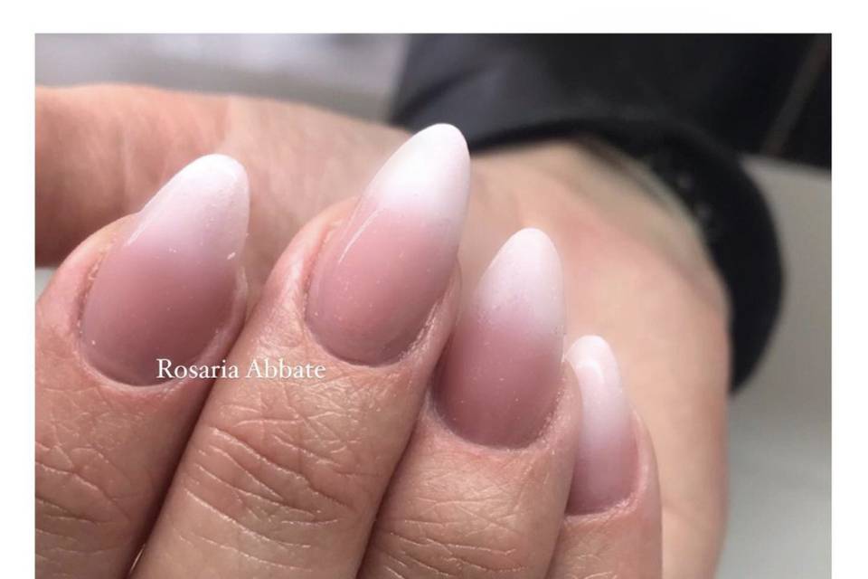 Point Nails