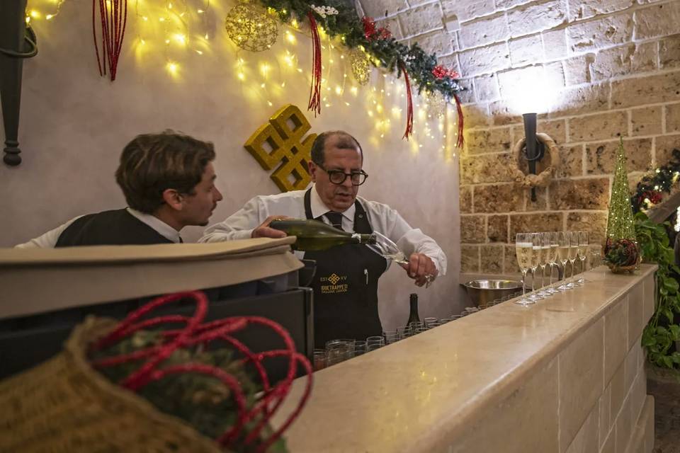 Il brindisi all'open bar