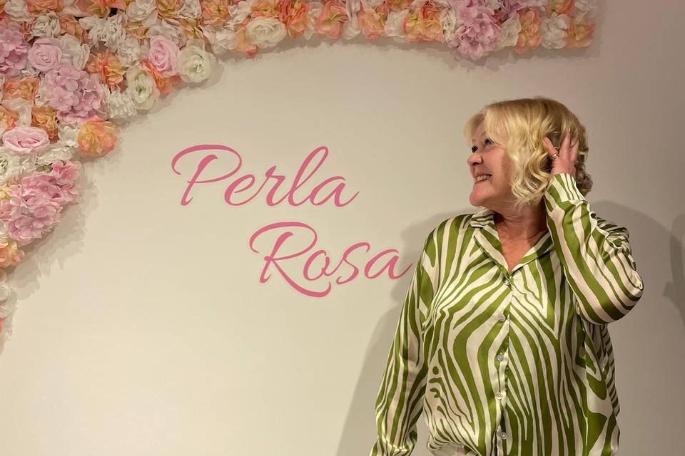 Perla Rosa Luxury Blowdry