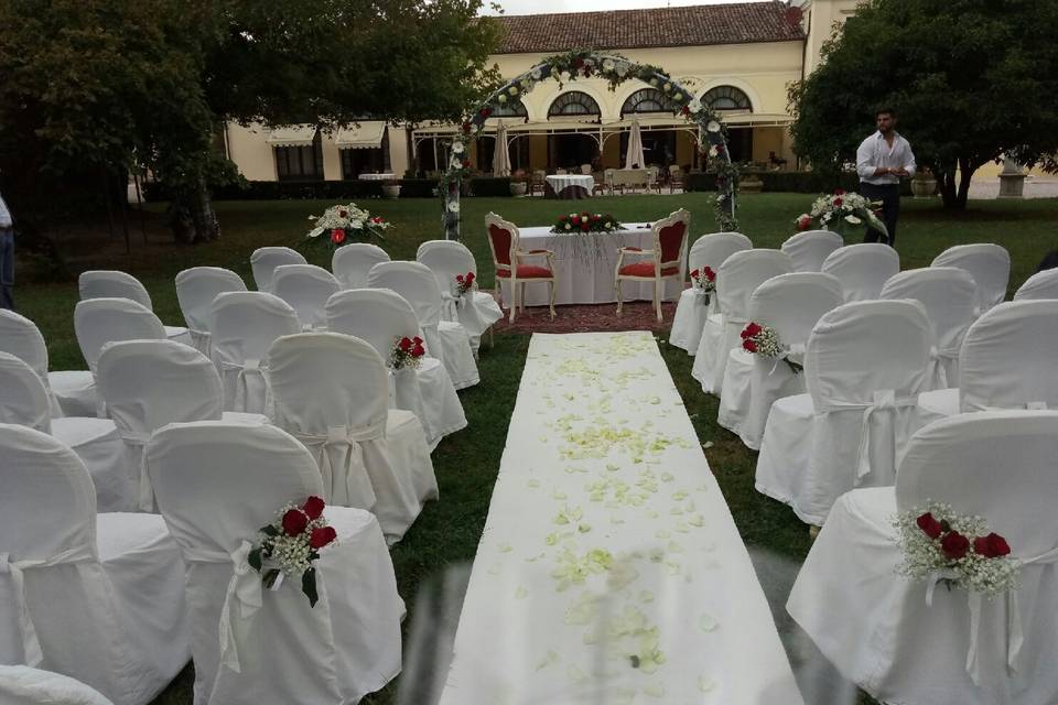 Matrimonio in villa