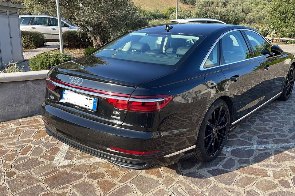 Audi a8