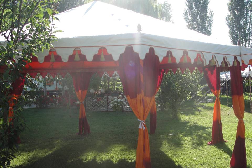Tenda indiana