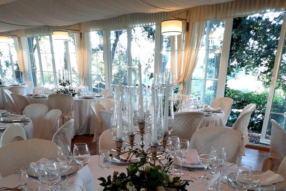 Centrotavola con candelabri