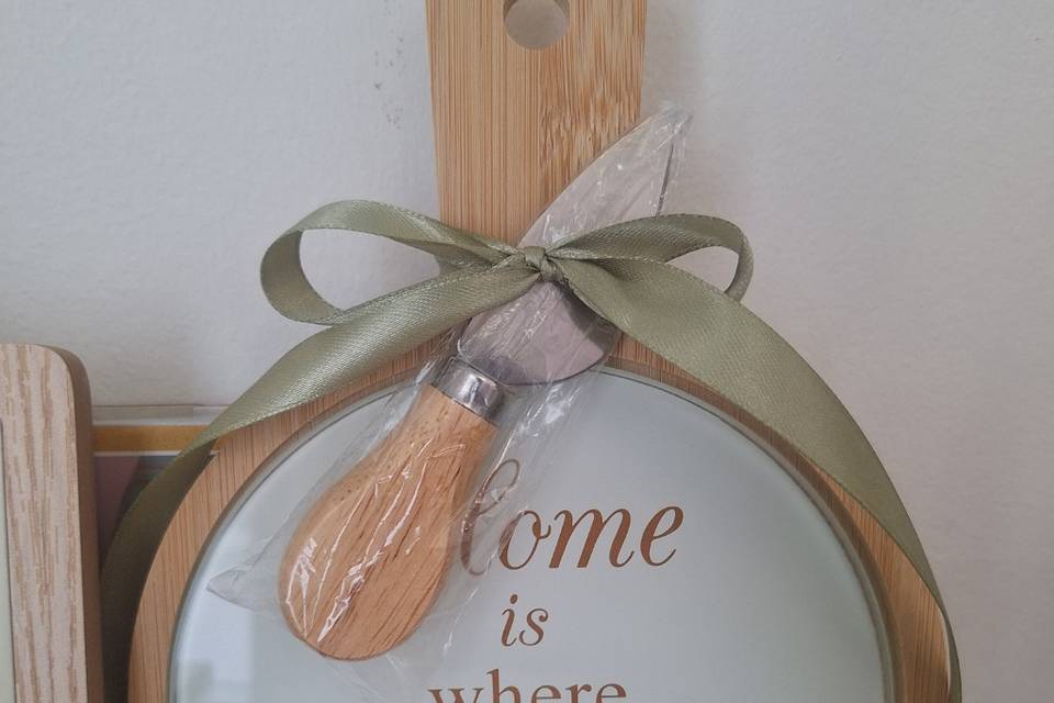 Tagliere in legno e ceramica