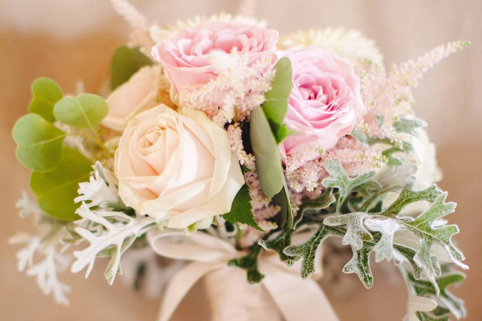 Blush&grey bouquet