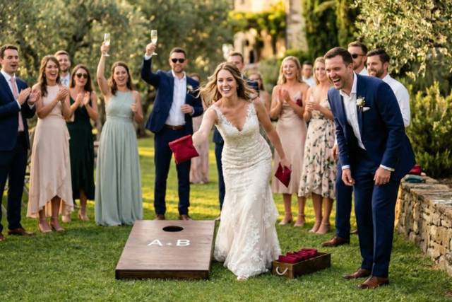 Cornhole wedding day