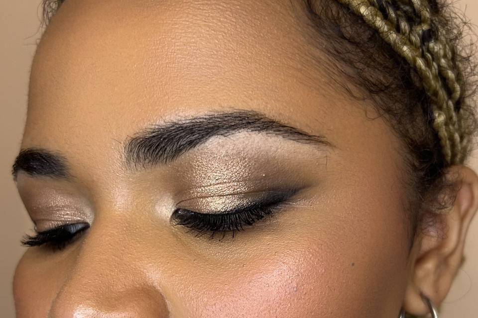 Flavia Nastro Make-up Artist