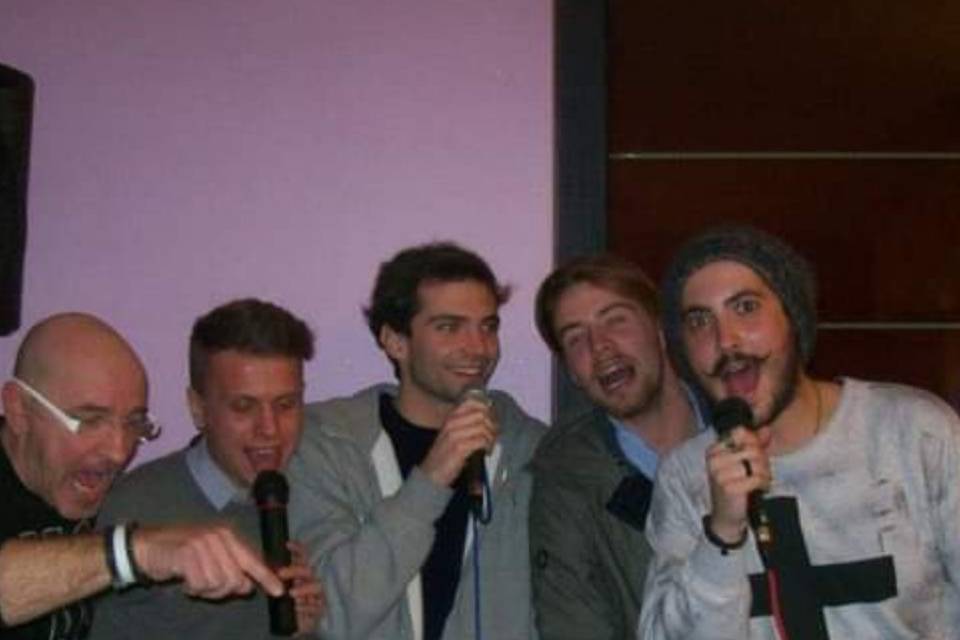 Serata Musica e Karaoke