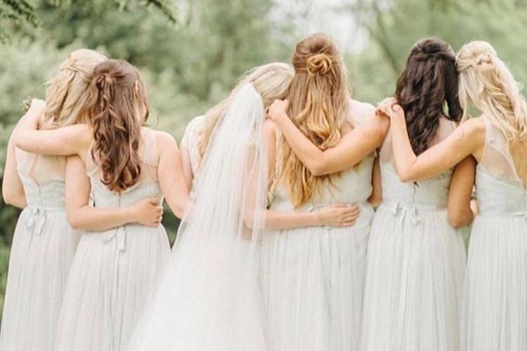 Claire sposa