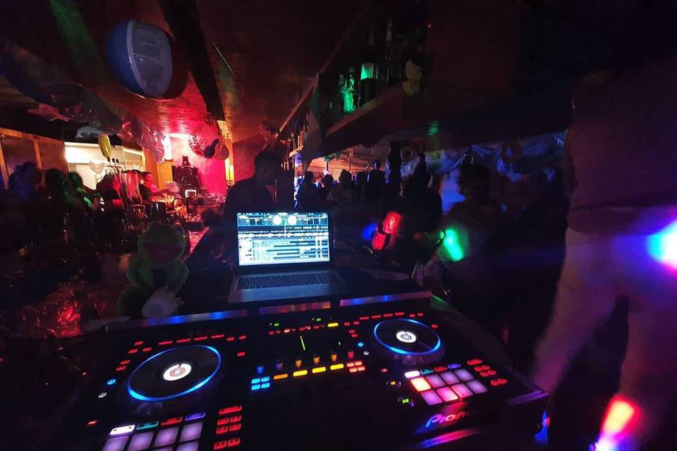 Alessandra dj