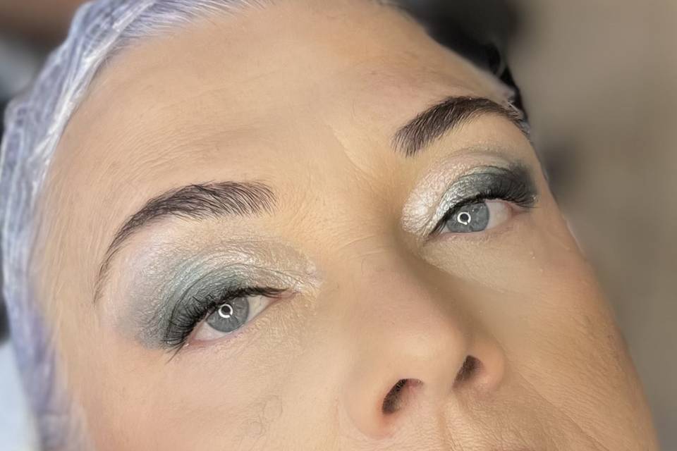 Super lifting make-up