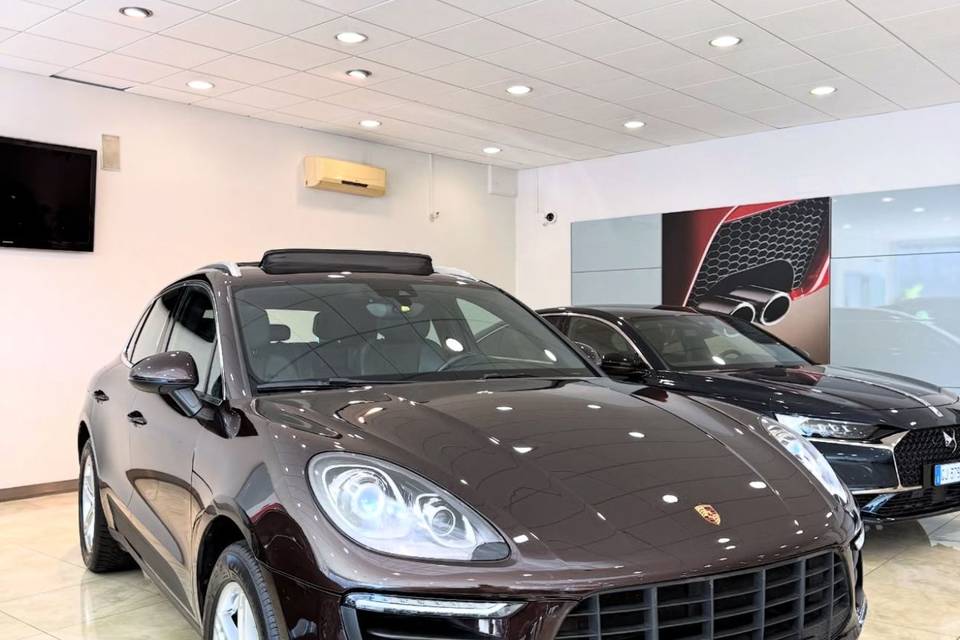 PORSCHE MACAN S