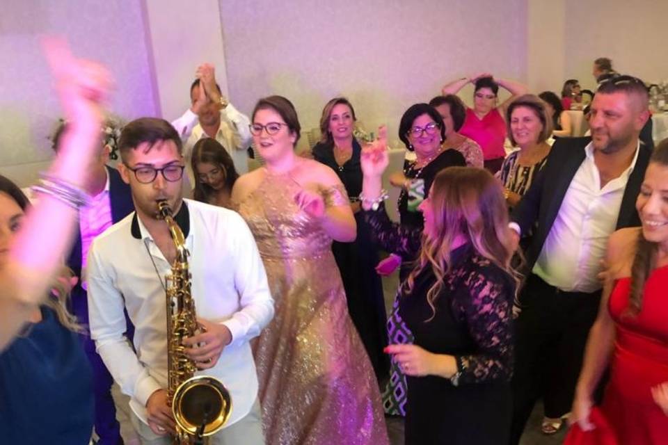 Sax-wedding