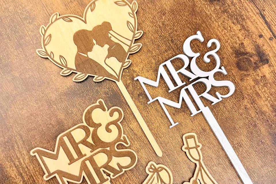 Cake topper